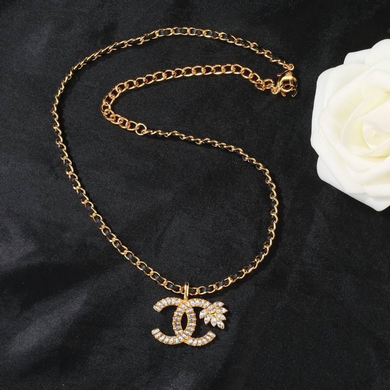 Chanel Necklace 03yxs261